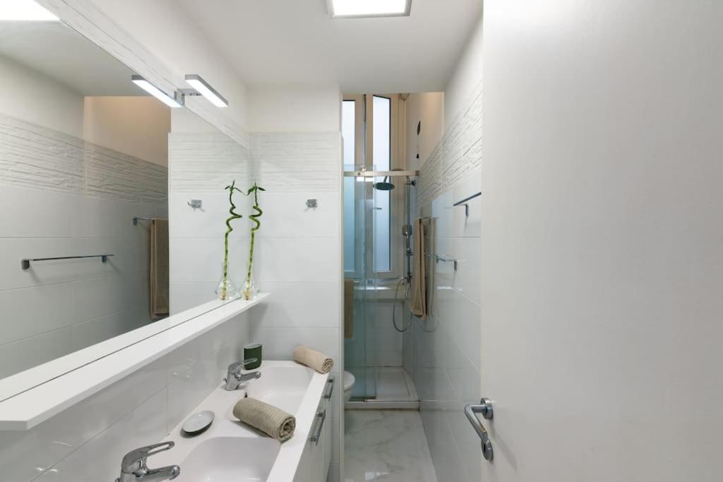 Seneca Apartment Milano Exterior foto